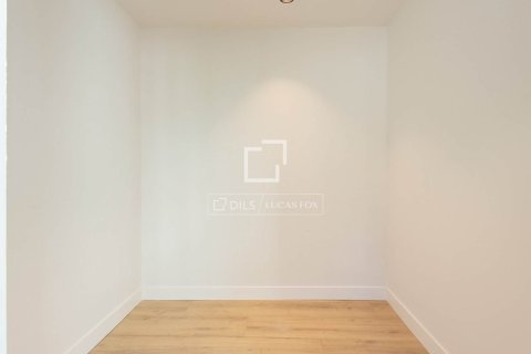 2 chambres apartment à vendre à Barcelona, Catalonia, Spain № 4055 - photo 26