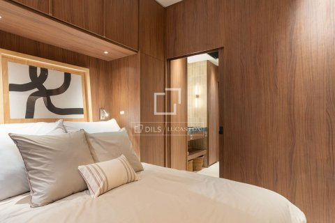 Apartamento de 2 dormitorios en venta en Barcelona, Cataluña, Spain № 4060 - foto 25