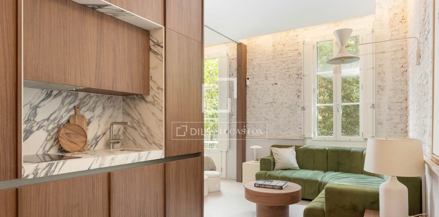 Apartamento de 2 dormitorios en venta en Barcelona, Cataluña, Spain № 4060