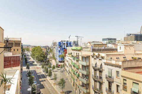 3 bedrooms apartment for sale in Barcelona, Catalonia, Spain № 6266 - photo 7
