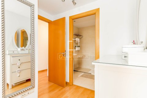 3 bedrooms apartment for sale in Barcelona, Catalonia, Spain № 6266 - photo 17
