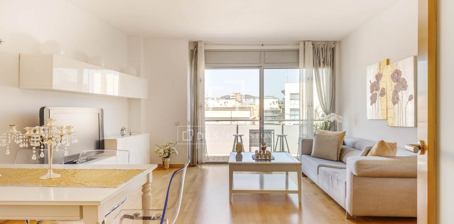 3 bedrooms apartment for sale in Barcelona, Catalonia, Spain № 6266
