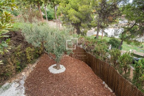 Купить виллу в Кастельдефельс, Испания с 4 спальни, 133м², № 6264 - фото 9