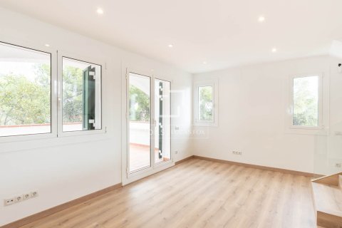 Купить виллу в Кастельдефельс, Испания с 4 спальни, 133м², № 6264 - фото 6