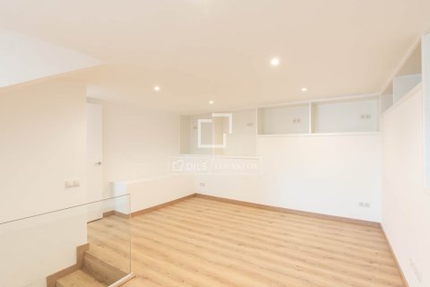 Купить виллу в Кастельдефельс, Испания с 4 спальни, 133м², № 6264 - фото 11