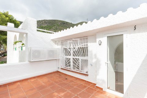 Купить виллу в Кастельдефельс, Испания с 4 спальни, 133м², № 6264 - фото 26