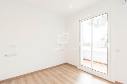 Купить виллу в Кастельдефельс, Испания с 4 спальни, 133м², № 6264 - фото 17