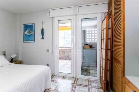 Купить квартиру в Кастельдефельс, Испания с 2 спальни, 100м², № 6260 - фото 9