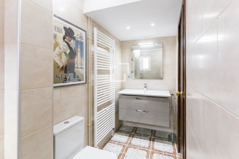 Купить квартиру в Кастельдефельс, Испания с 2 спальни, 100м², № 6260 - фото 27