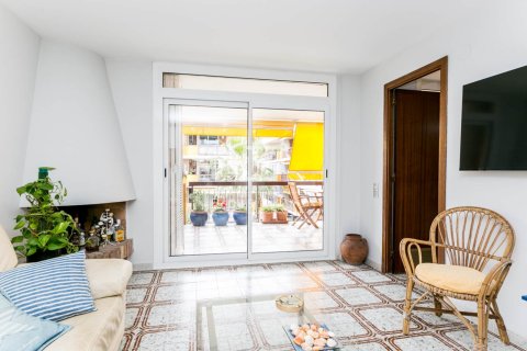 Купить квартиру в Кастельдефельс, Испания с 2 спальни, 100м², № 6260 - фото 6