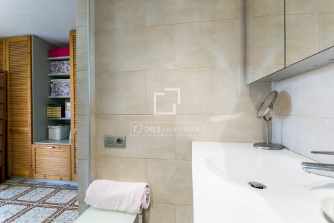 Купить квартиру в Кастельдефельс, Испания с 2 спальни, 100м², № 6260 - фото 16