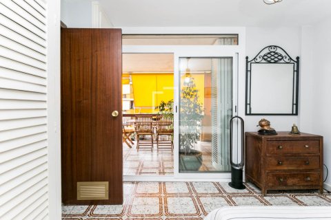 Купить квартиру в Кастельдефельс, Испания с 2 спальни, 100м², № 6260 - фото 23