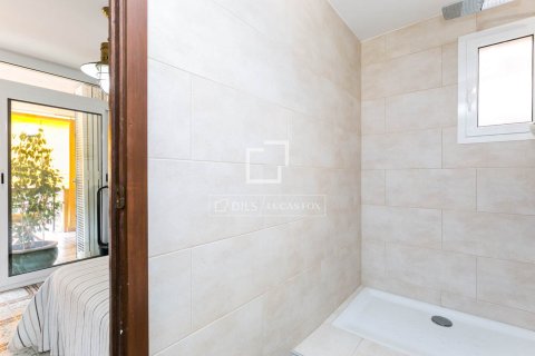 Купить квартиру в Кастельдефельс, Испания с 2 спальни, 100м², № 6260 - фото 25