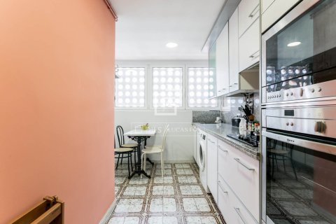 Купить квартиру в Кастельдефельс, Испания с 2 спальни, 100м², № 6260 - фото 29