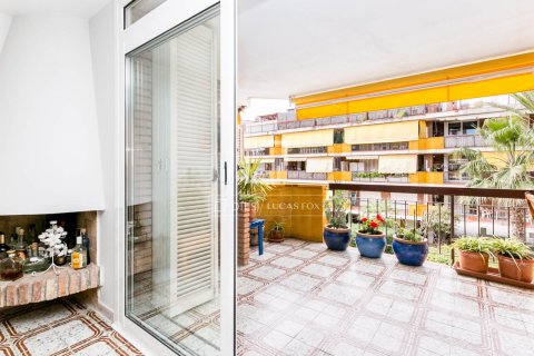 Купить квартиру в Кастельдефельс, Испания с 2 спальни, 100м², № 6260 - фото 2