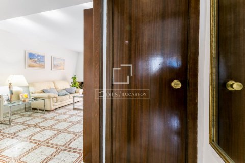 Купить квартиру в Кастельдефельс, Испания с 2 спальни, 100м², № 6260 - фото 18