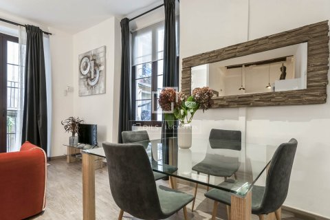 Купить виллу в Барселона, Испания с 2 спальни, 77м², № 6262 - фото 5