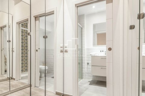 2 bedrooms apartment for sale in Barcelona, Catalonia, Spain № 6262 - photo 20