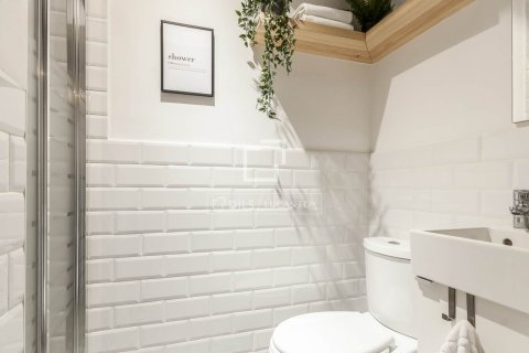 Купить виллу в Барселона, Испания с 2 спальни, 77м², № 6262 - фото 21