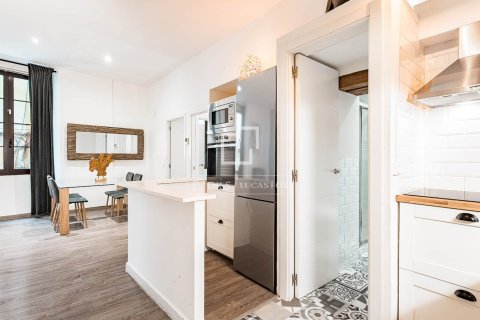 2 bedrooms apartment for sale in Barcelona, Catalonia, Spain № 6262 - photo 2