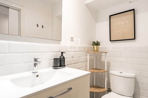 2 bedrooms apartment for sale in Barcelona, Catalonia, Spain № 6262 - photo 26