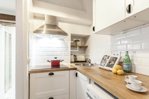 Купить виллу в Барселона, Испания с 2 спальни, 77м², № 6262 - фото 20