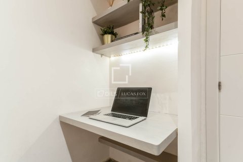 Купить виллу в Барселона, Испания с 2 спальни, 77м², № 6262 - фото 14