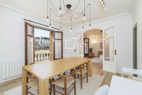 4 bedrooms apartment for sale in Barcelona, Catalonia, Spain № 6261 - photo 13
