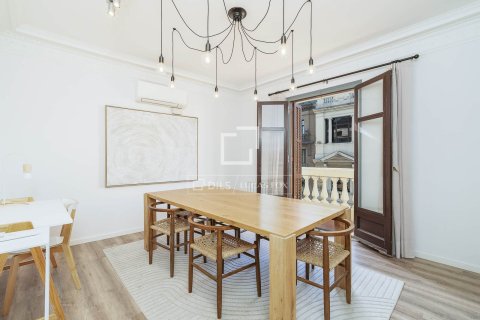 4 bedrooms apartment for sale in Barcelona, Catalonia, Spain № 6261 - photo 14