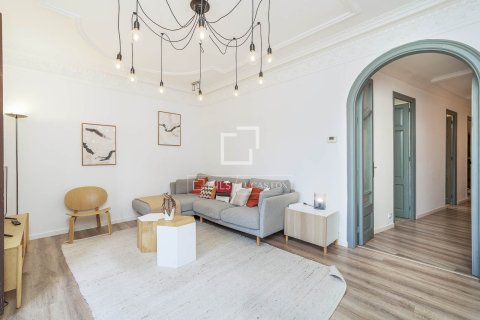 4 bedrooms apartment for sale in Barcelona, Catalonia, Spain № 6261 - photo 8