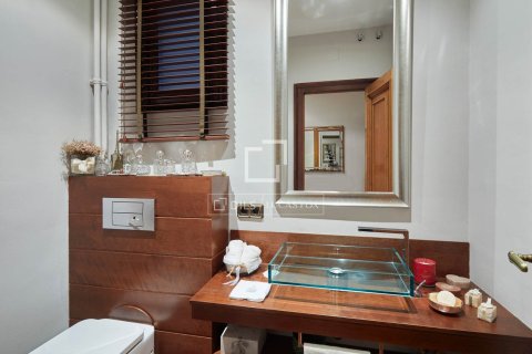 6 bedrooms apartment for sale in Barcelona, Catalonia, Spain № 6265 - photo 21