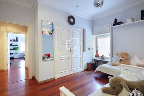 6 bedrooms apartment for sale in Barcelona, Catalonia, Spain № 6265 - photo 28