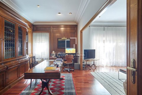 6 bedrooms apartment for sale in Barcelona, Catalonia, Spain № 6265 - photo 5