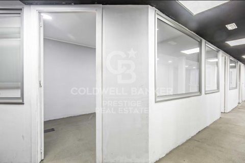 commercial property for sale in Barcelona, Catalonia, Spain № 5722 - photo 9