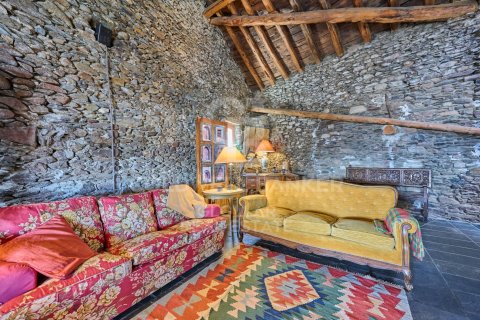 Купить дом в Герона, Испания с 5 спален, 454м², № 5727 - фото 11