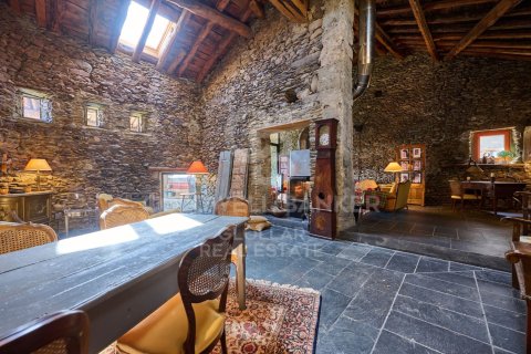 Купить дом в Герона, Испания с 5 спален, 454м², № 5727 - фото 5