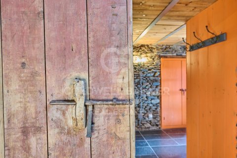 Купить дом в Герона, Испания с 5 спален, 454м², № 5727 - фото 2