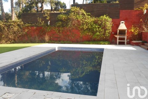 4 bedrooms house for sale in Lloret de Mar, Girona, Catalonia, Spain № 4937 - photo 25