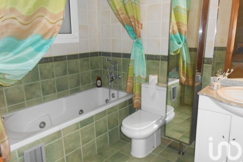 4 bedrooms house for sale in Lloret de Mar, Girona, Catalonia, Spain № 4937 - photo 20