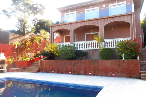 Дом с 4 спальнями в Льорет-де-Мар, Герона, Каталония, Испания № 4937