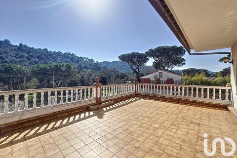 6 bedrooms house for sale in Vilanova Del Valles, Barcelona, Catalonia, Spain № 4936 - photo 2