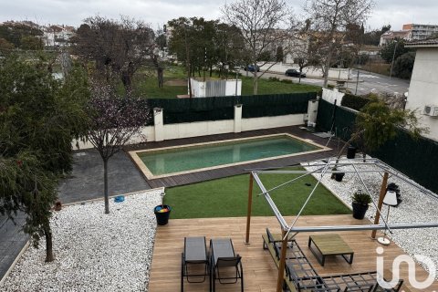 10 bedrooms house for sale in Cubelles, Barcelona, Catalonia, Spain № 4934 - photo 2