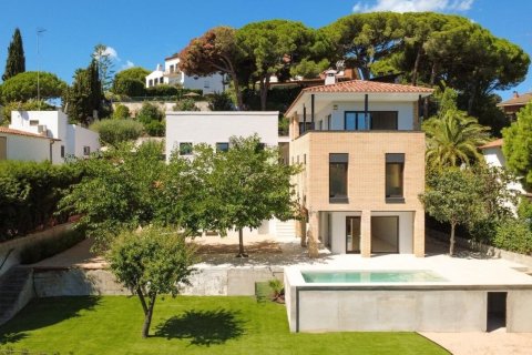 Дом с 4 спальнями в Аренисе де Мар, Барселона, Каталония, Испания № 1341