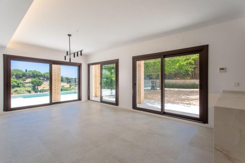 Купить дом в Аренис де Мар, Испания с 5 комнат, № 1341 - фото 17