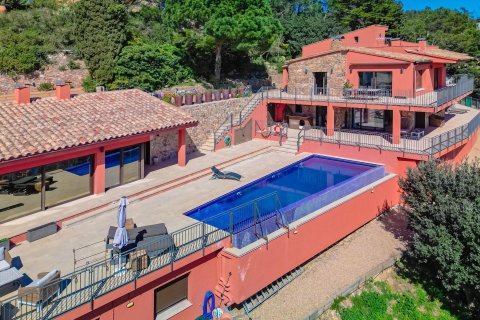 Купить дом в Бегур, Испания с 7 комнат, № 1345 - фото 6