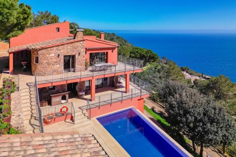 Купить дом в Бегур, Испания с 7 комнат, № 1345 - фото 7