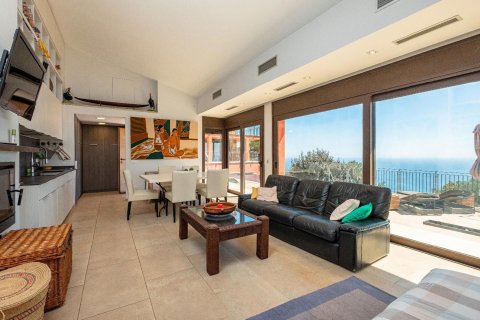 Купить дом в Бегур, Испания с 7 комнат, № 1345 - фото 9