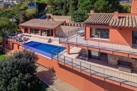 Купить дом в Бегур, Испания с 7 комнат, № 1345 - фото 5