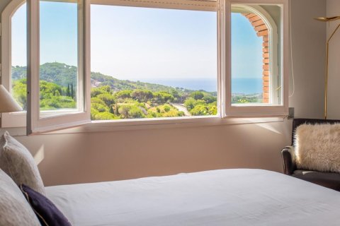 Купить дом в Алелья, Испания с 5 комнат, № 1343 - фото 11