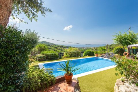 Дом с 4 спальнями в Алелье, Барселона, Каталония, Испания № 1343